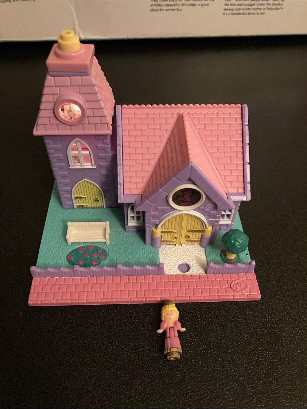 Blue Bird 1993 90’s Polly pocket pollyville light up wedding chapel 11190